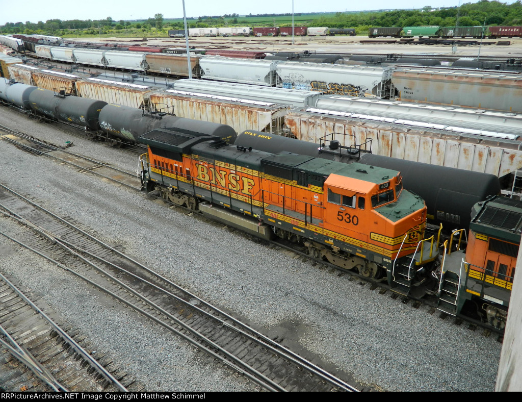 BNSF 530